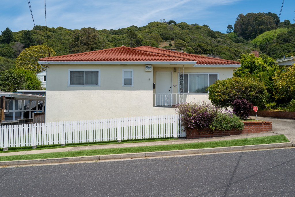 Casting Middle Contrast