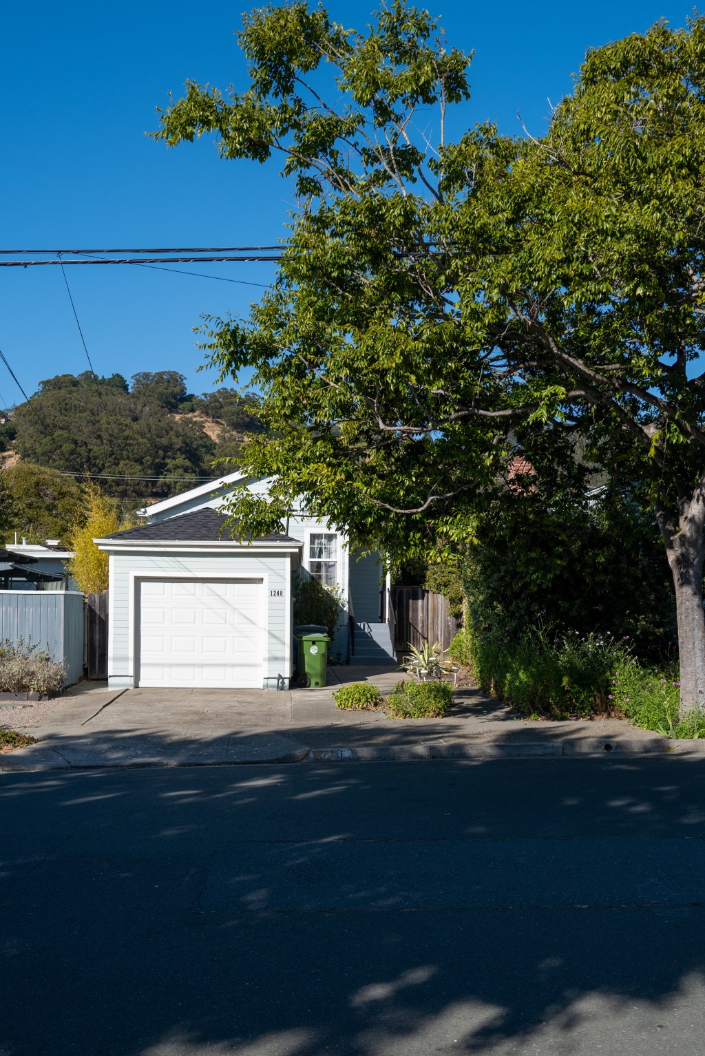 Tiny House Underneath